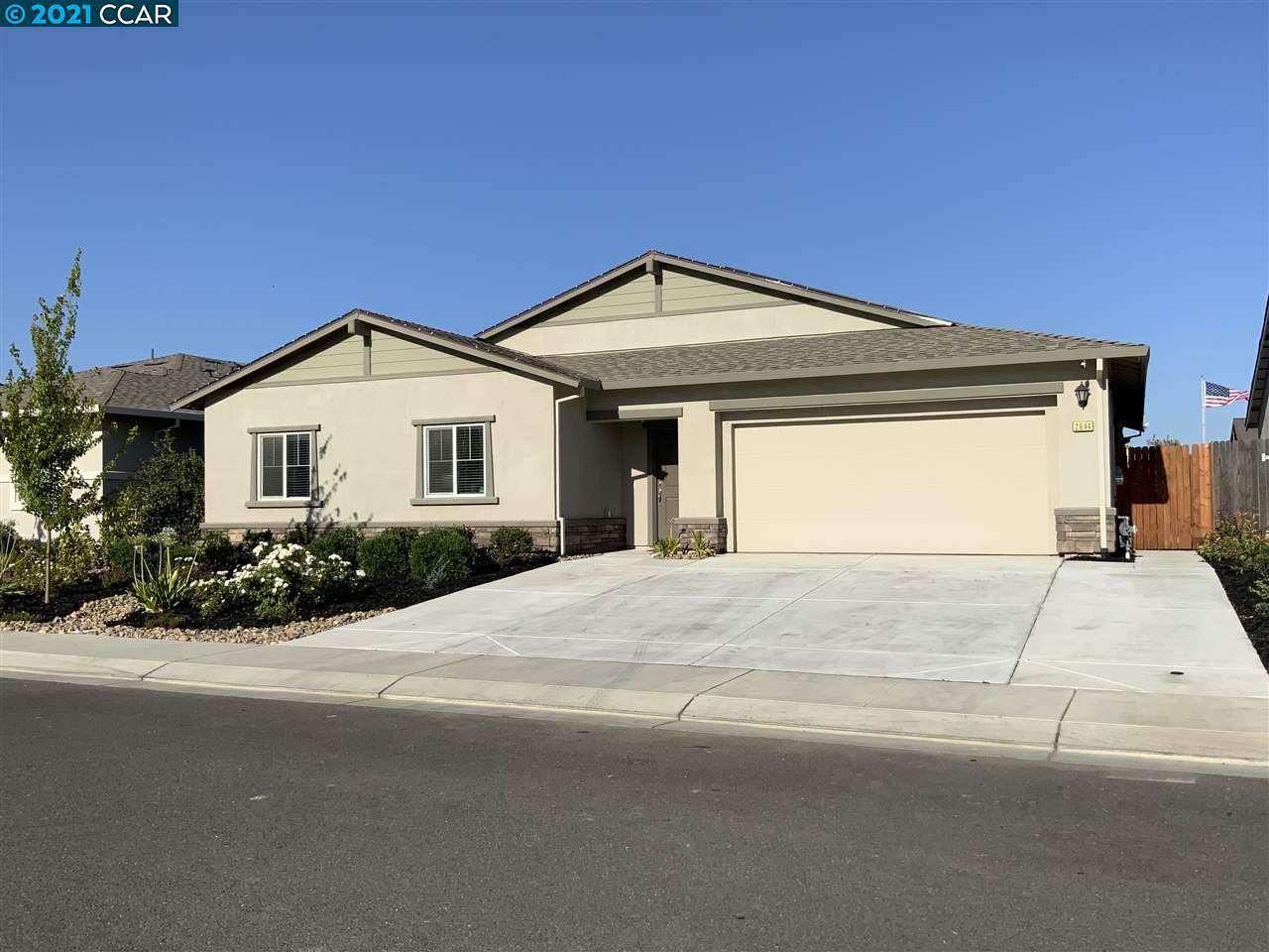 2644 Taft Ave - Photo 1