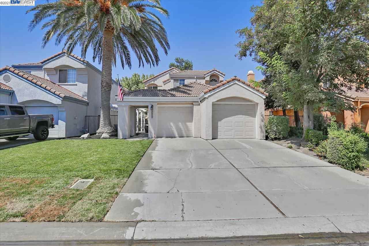 2523 Cherry Hills Dr. - Photo 1