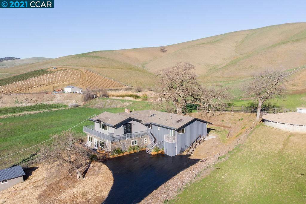 1190 Gate Rd - Photo 1