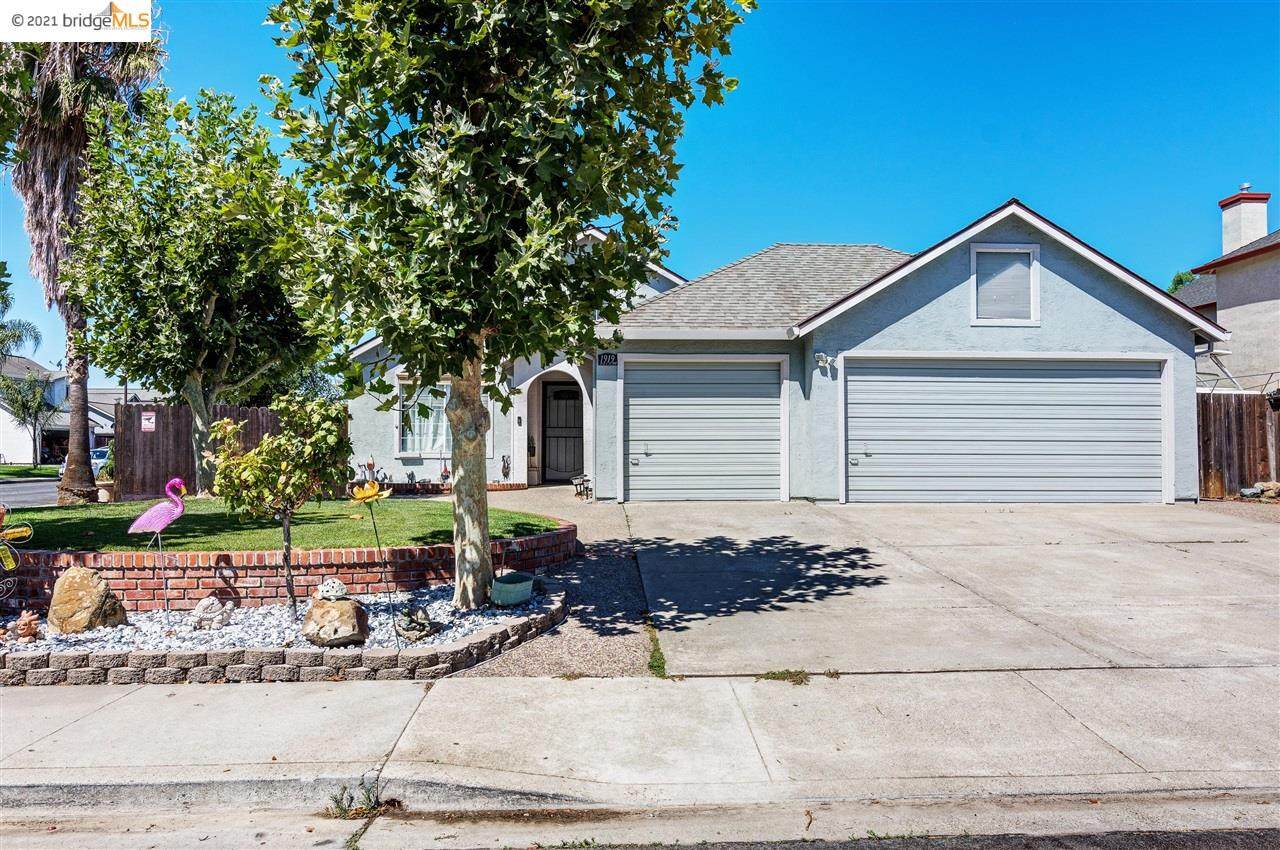 1919 Concannon Dr - Photo 1
