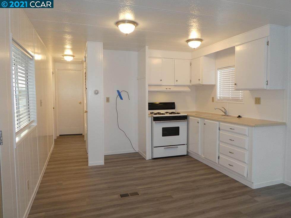 3998 Castro Valley Blvd 32A - Photo 1