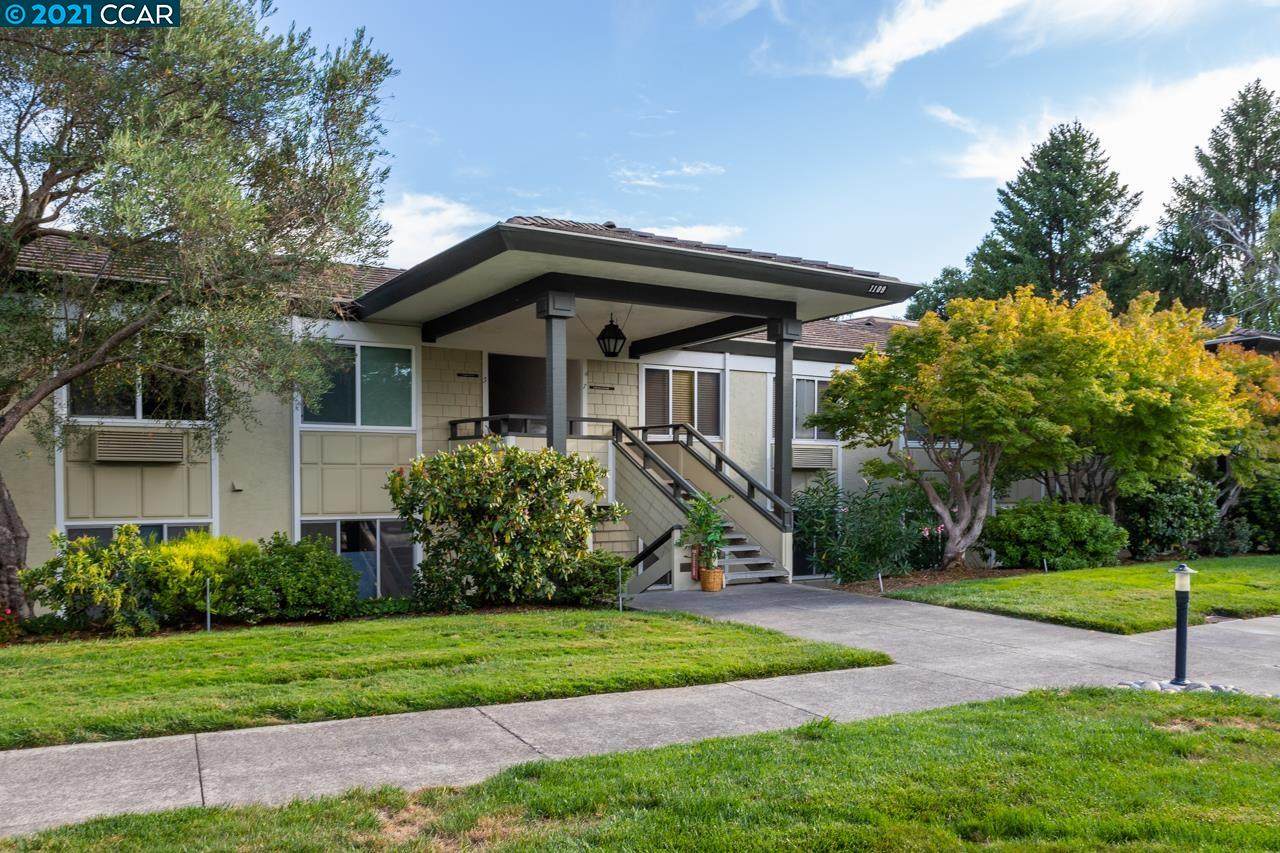 1109 Skycrest #8 - Photo 1