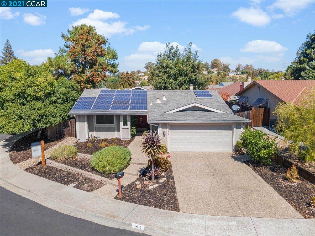 1411 Ridgewood Dr. - Photo 1