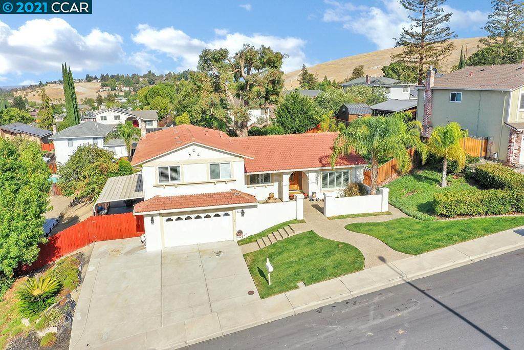 2319 Glendale Cir - Photo 1