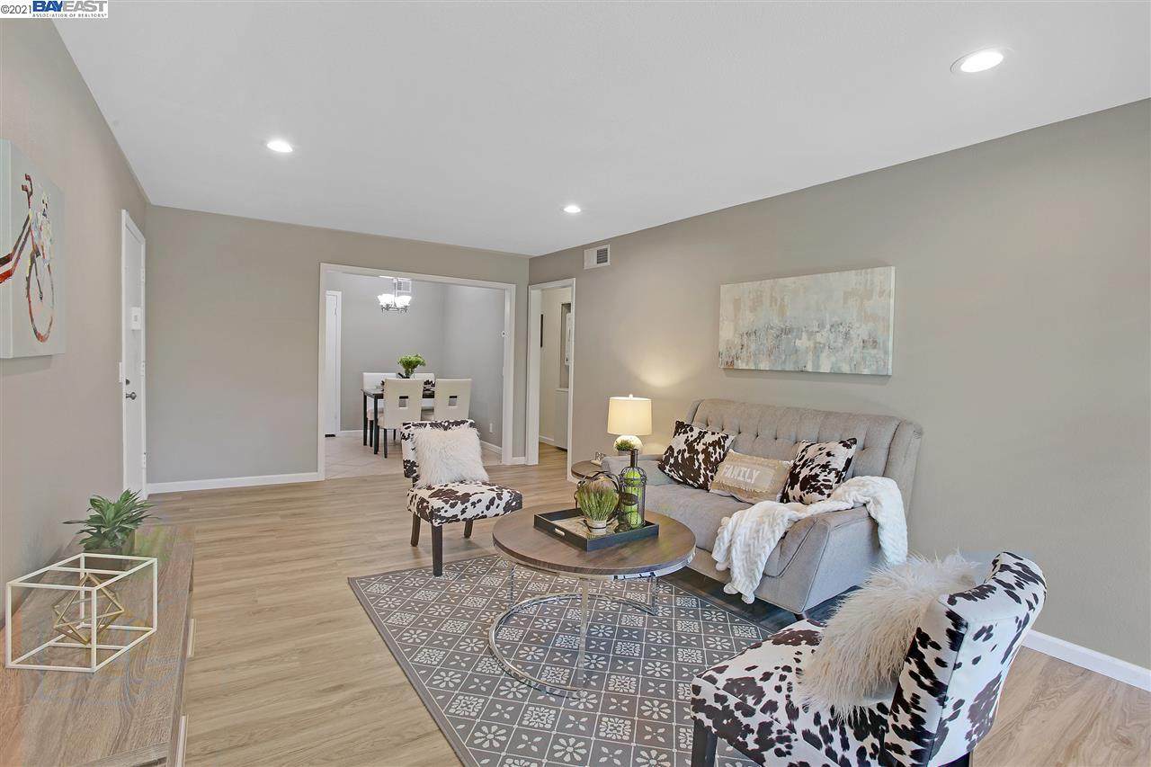 765 Fair Oaks Ave 4 - Photo 1