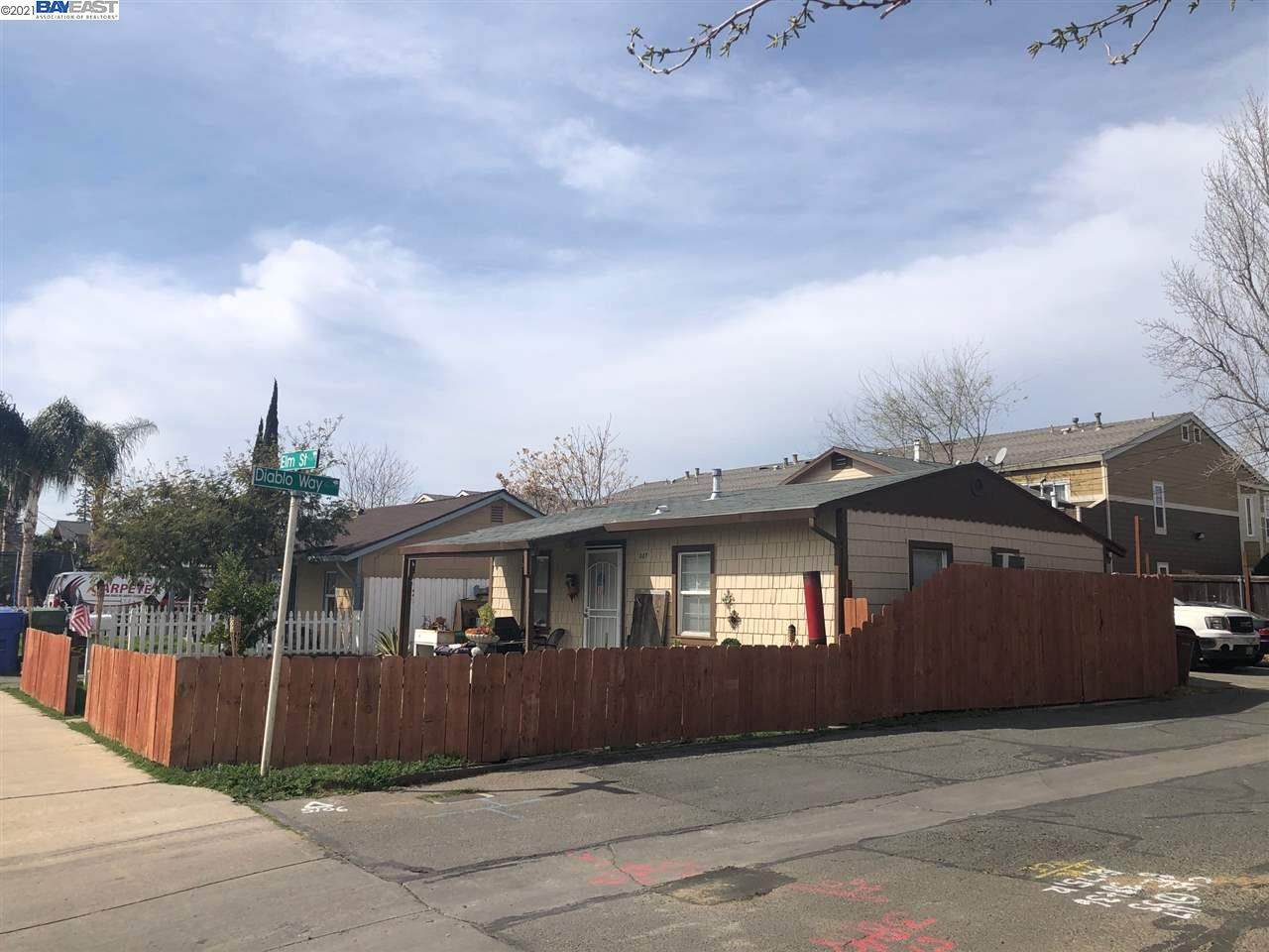 327 Elm St - Photo 1