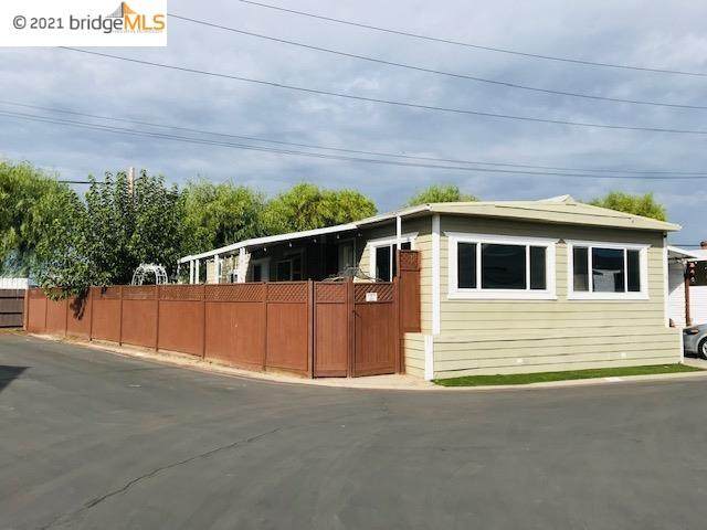 15820 Harlan Rd 1 - Photo 1