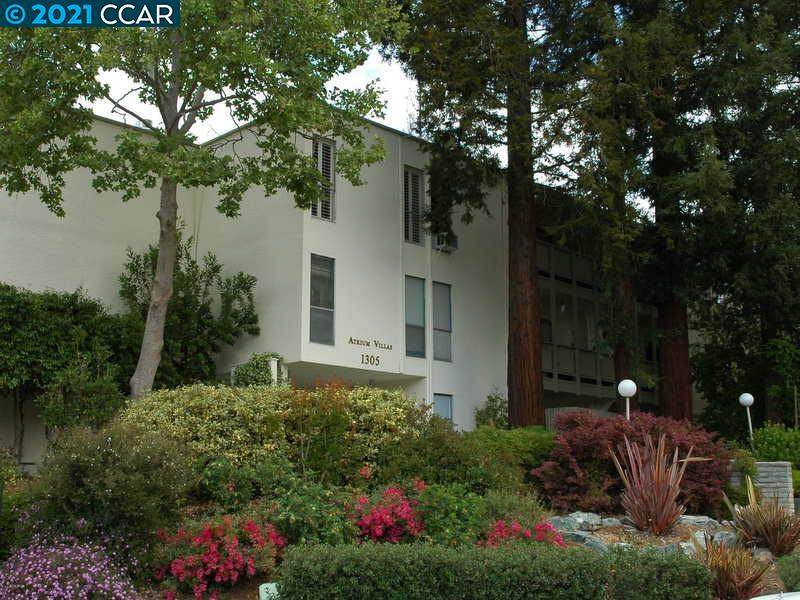1305 Boulevard Way 303 - Photo 1