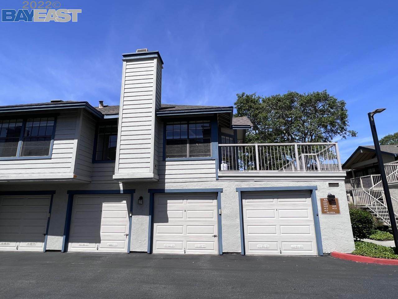 1421 Via Vista - Photo 1
