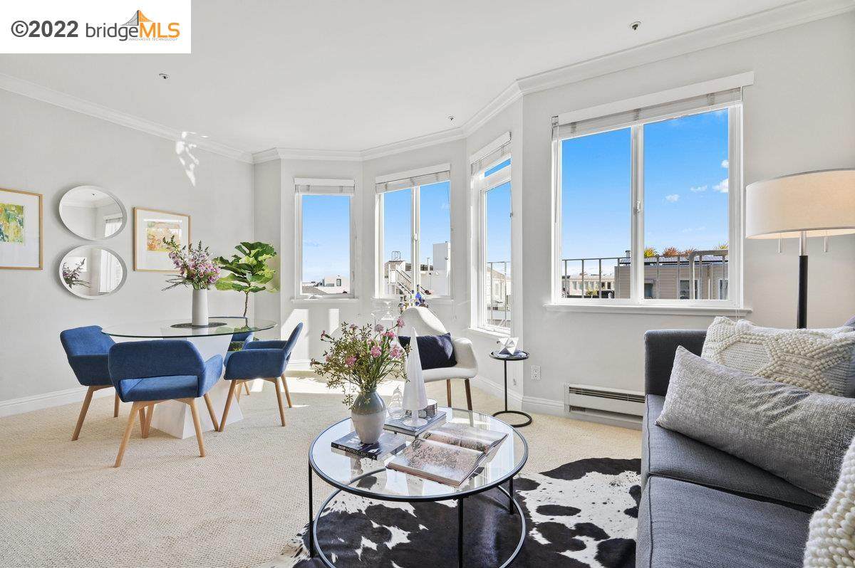 190 Cervantes Blvd 303 - Photo 1