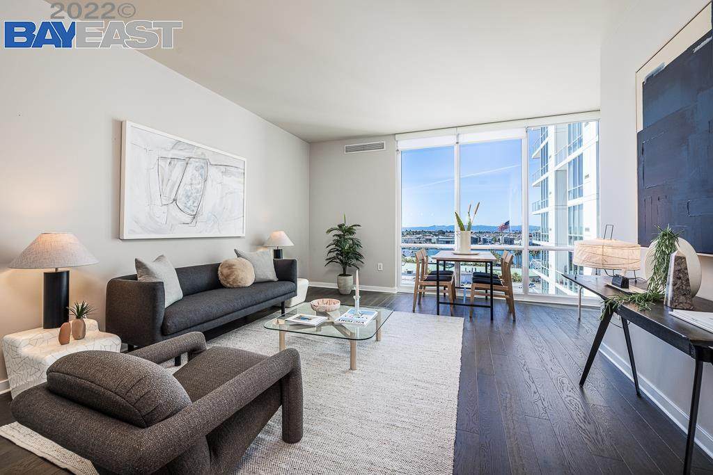 222 Broadway 1009 - Photo 1