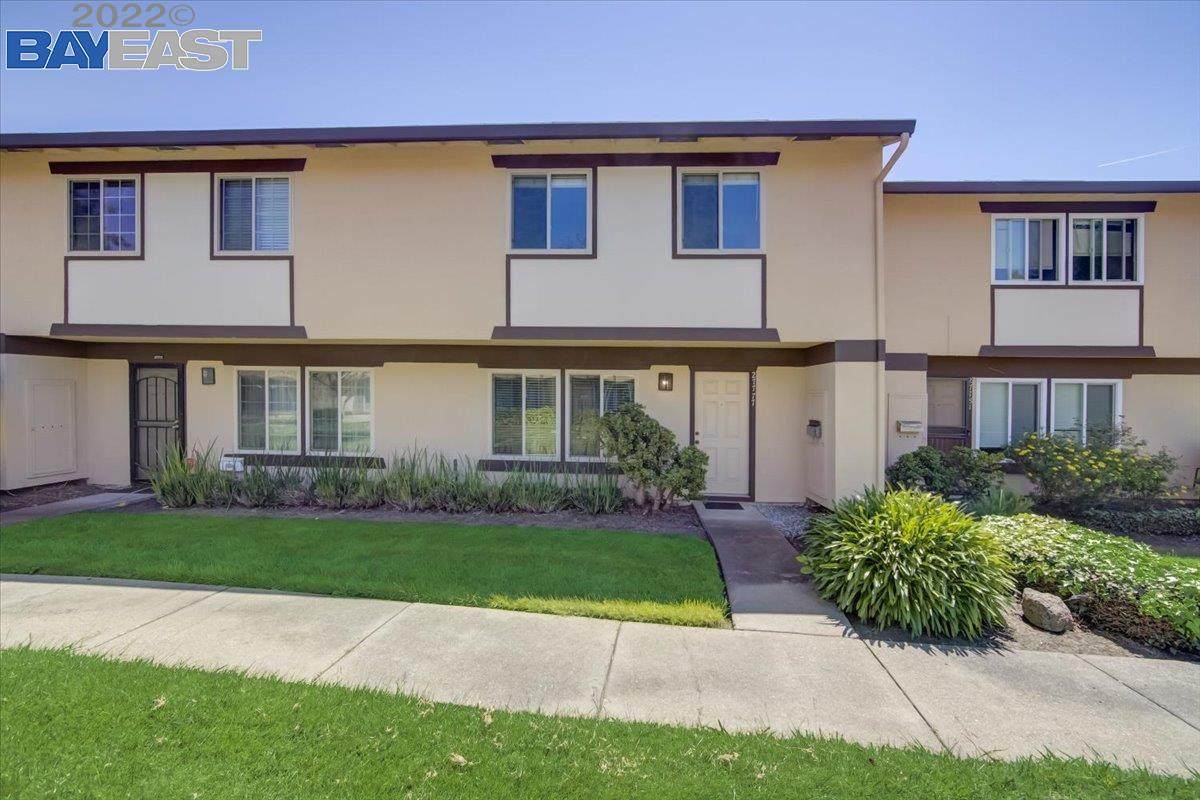 27777 Hummingbird Ct - Photo 1