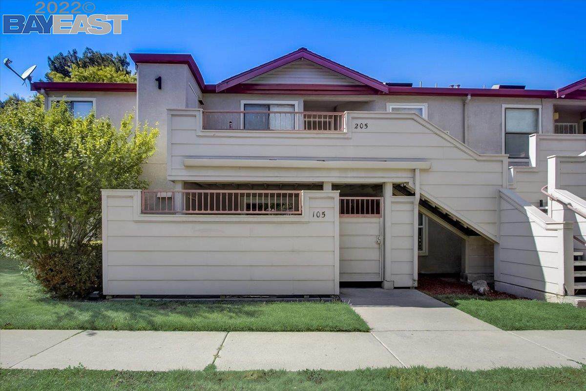 1 Lancaster Cir #105 - Photo 1