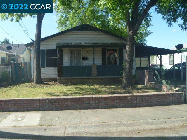 4528 10Th Ave - Photo 1
