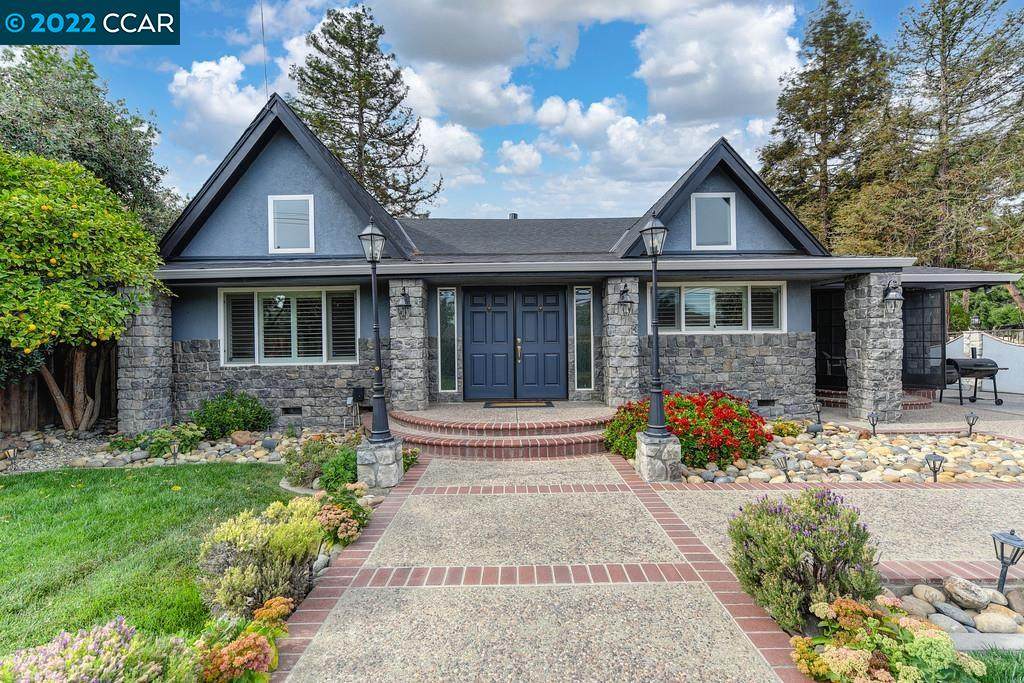867 Dainty Ave. - Photo 1