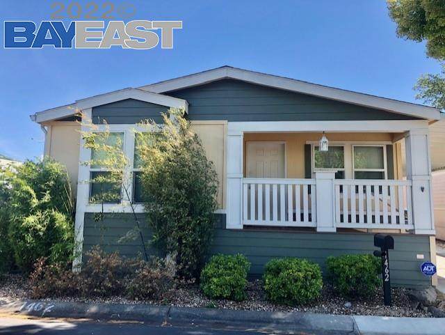 1462 Salamanca Ave - Photo 1