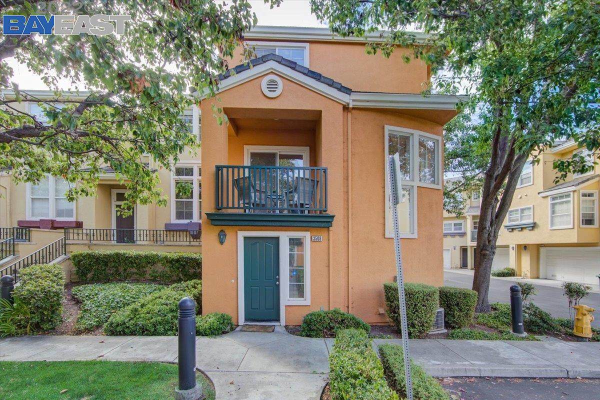 3508 Madison Cmn - Photo 1