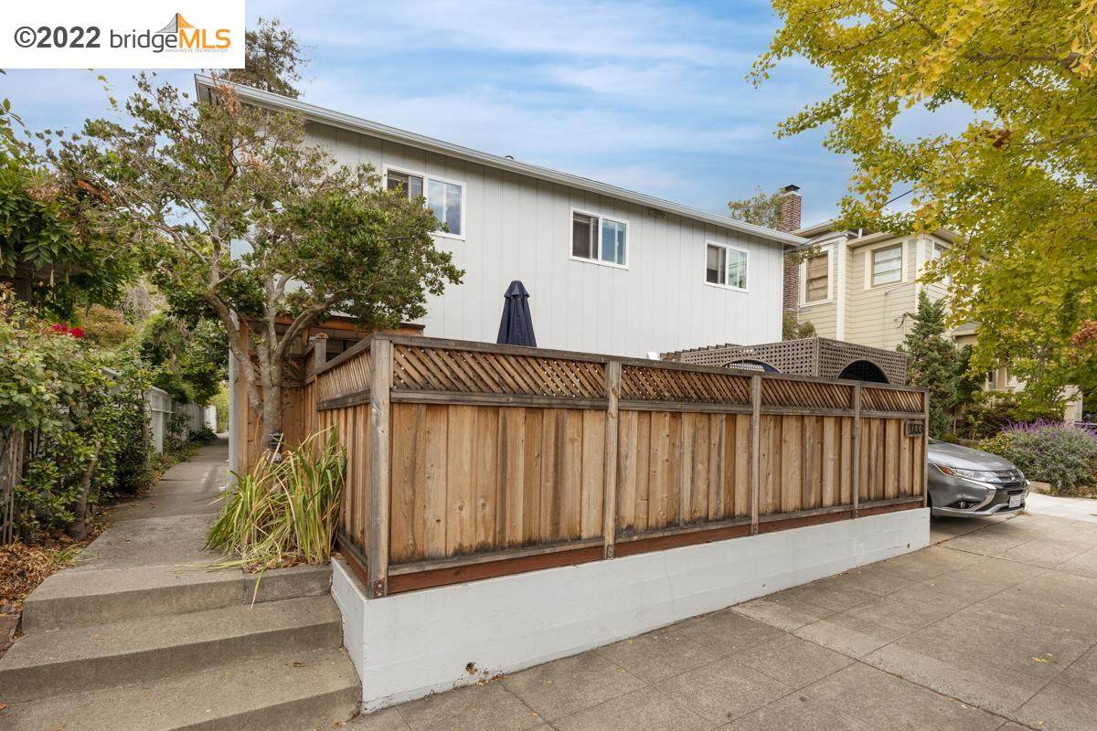 1733 Francisco St D - Photo 1