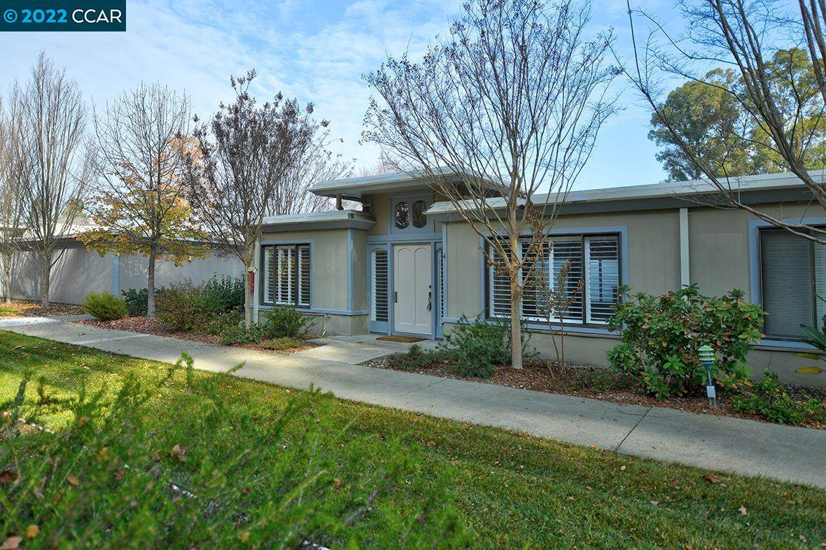 1137 Stanley Dollar Dr 4 - Photo 1