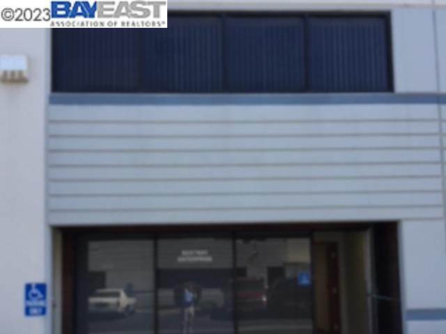 2490 Technology Dr - Photo 1