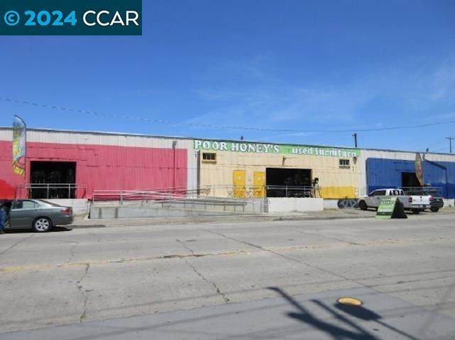 4250 10Th St - Photo 1