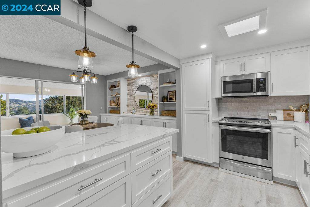 3141 Golden Rain Rd 7 - Photo 1
