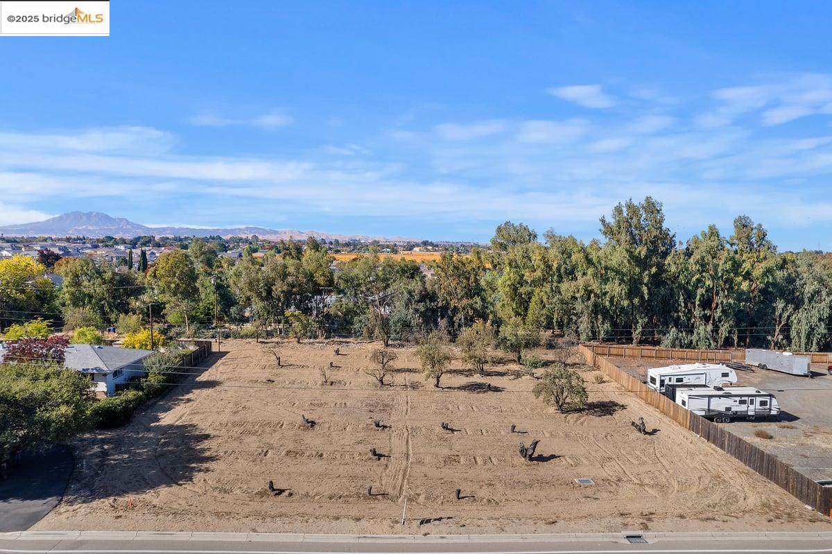 3901-B Rose Avenue - Photo 1