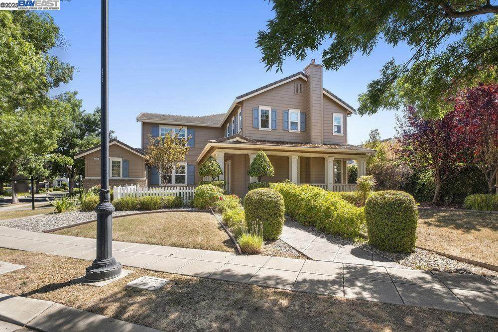 670 Privado Way - Photo 1