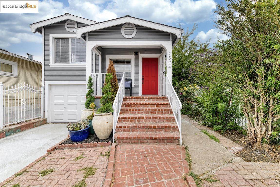 7524 Halliday Ave - Photo 1