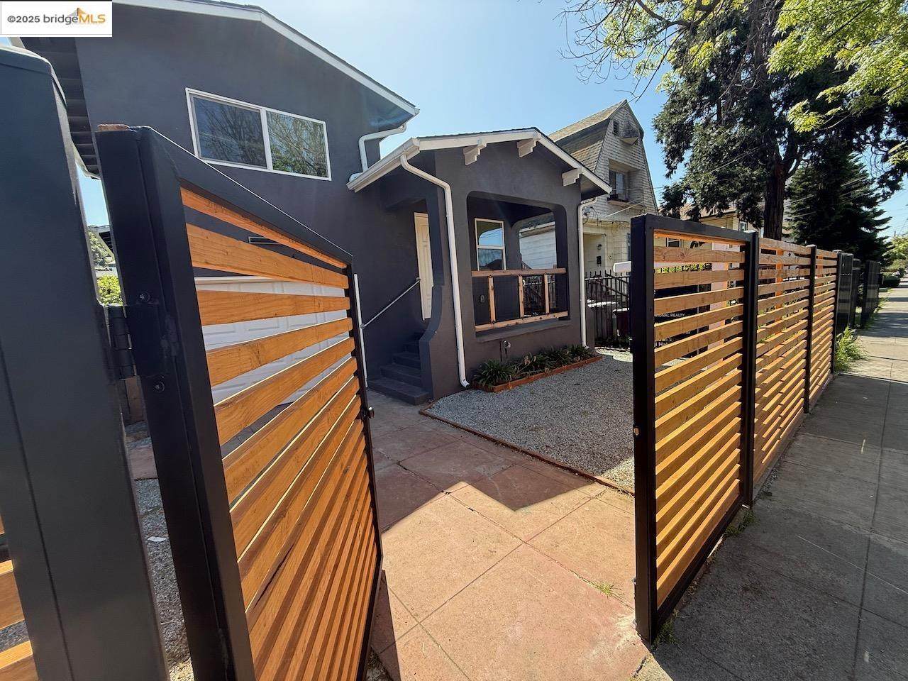 2594 Fruitvale Ave - Photo 1