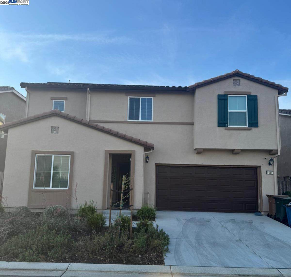 5611 Trinity Lakes Ln - Photo 1
