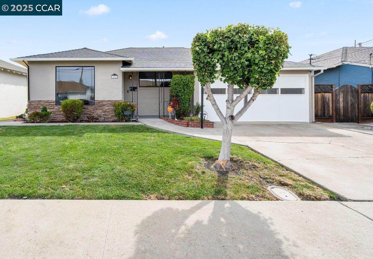 14550 Acacia St - Photo 1