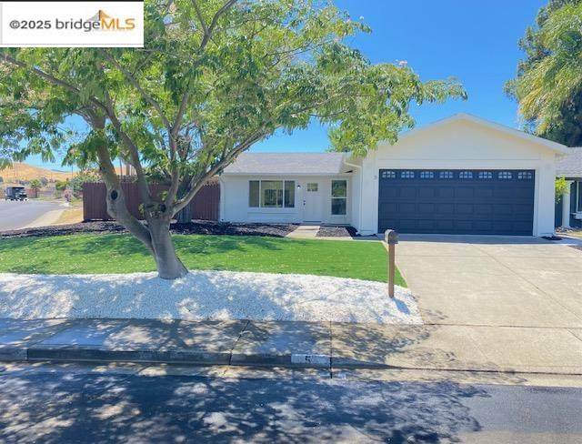 5 Dolphin Dr - Photo 1