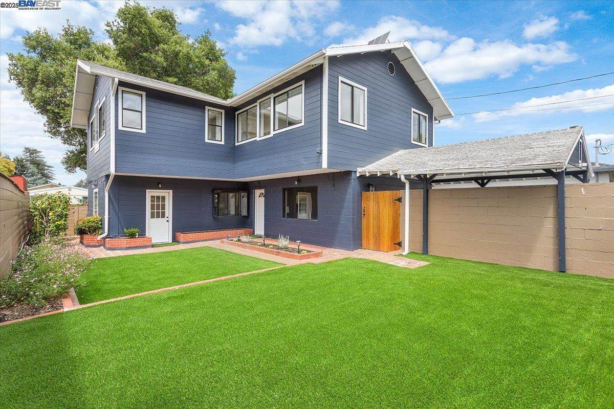 20101 Catalina Dr - Photo 1