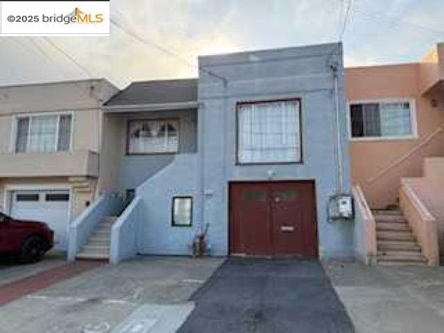 814 Schwerin St - Photo 1