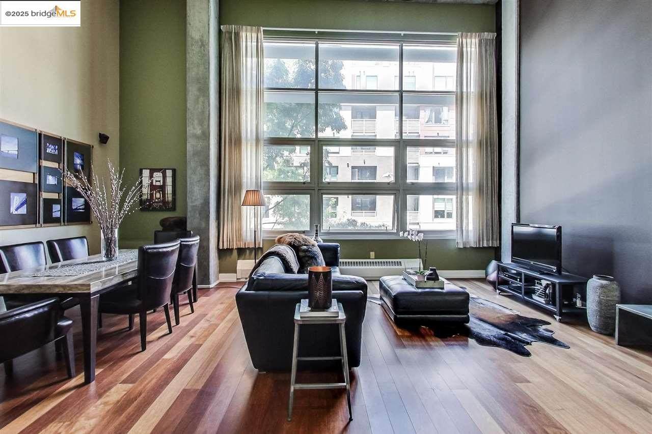 311 Oak St 337 - Photo 1