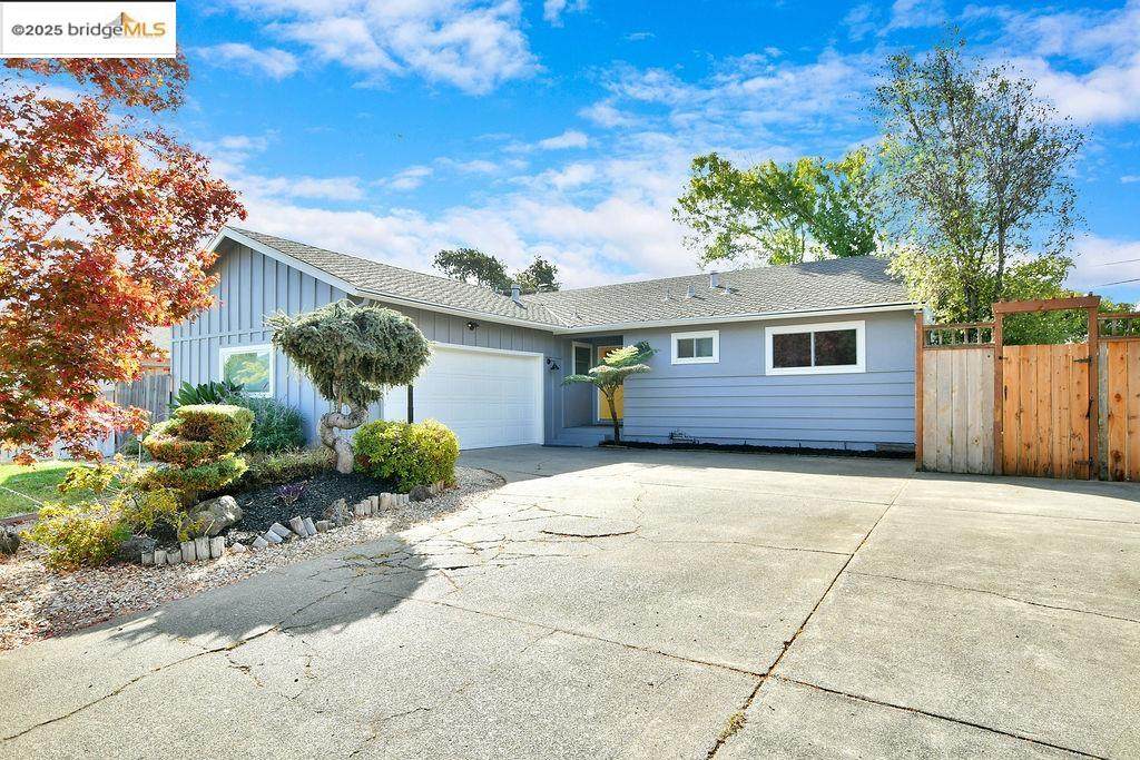 2449 Center Rd - Photo 1