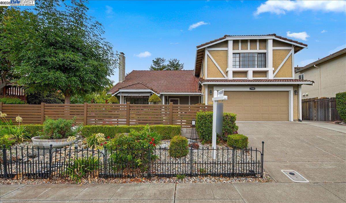 7906 Castilian Rd - Photo 1