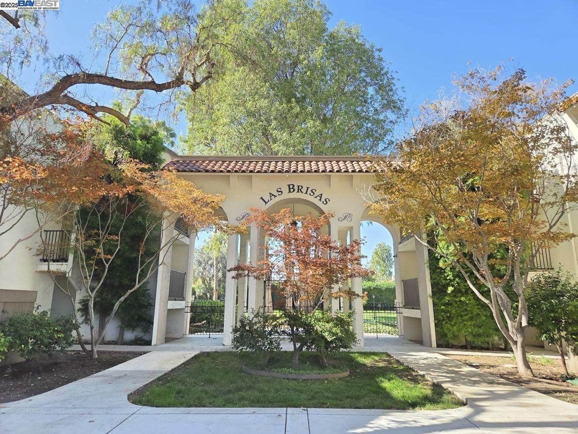 1730 Halford Ave 152 - Photo 1