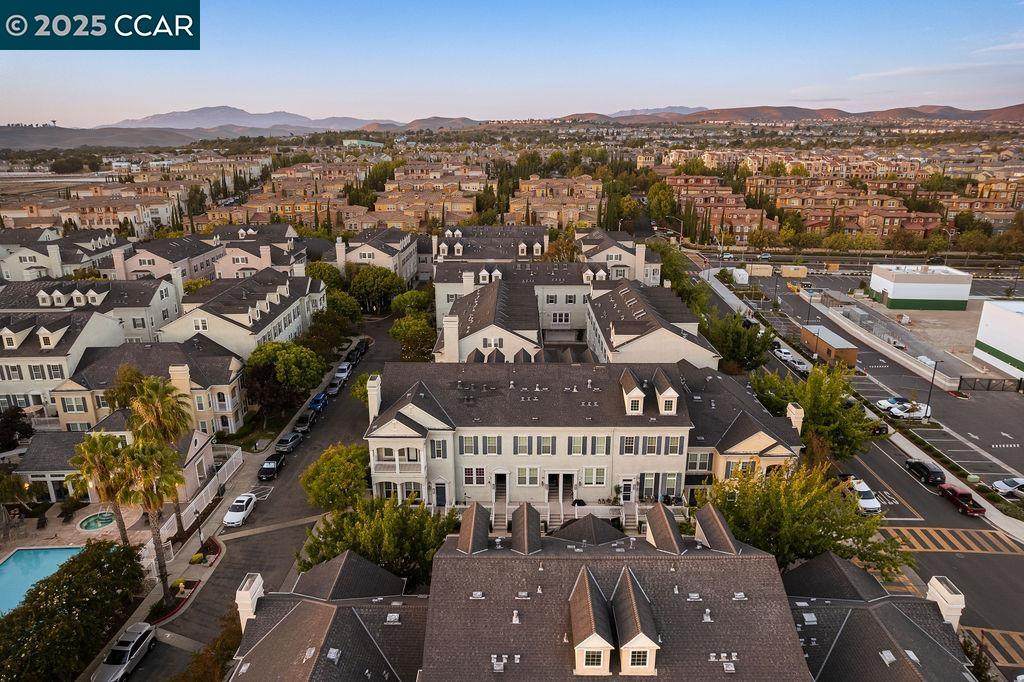 3783 Dunmore Ln - Photo 1