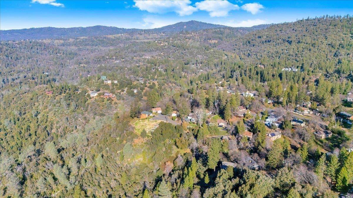 18835 Evergreen Dr - Photo 1