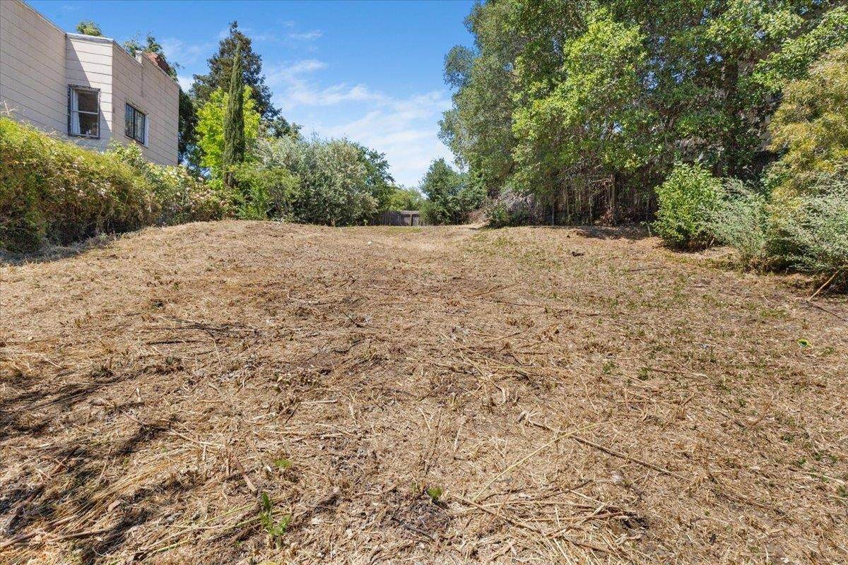 516 Hichborn Street - Photo 1