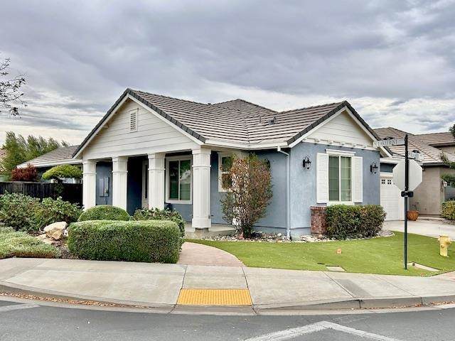 9901 Pyramid Way - Photo 1