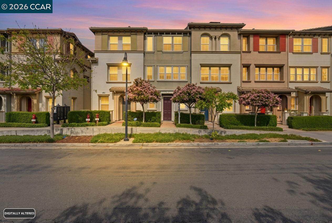 252 Sullivan Way - Photo 1