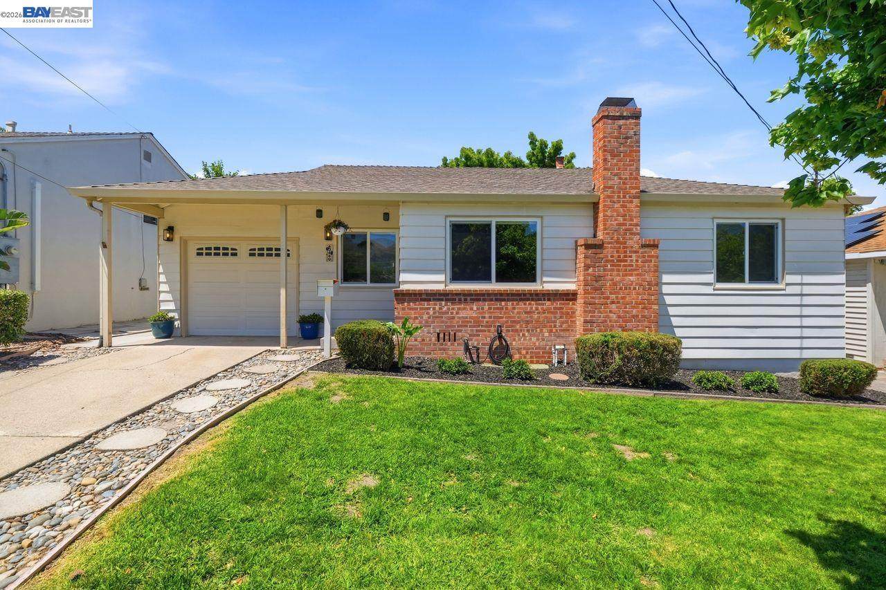 43449 Jerome Ave - Photo 1