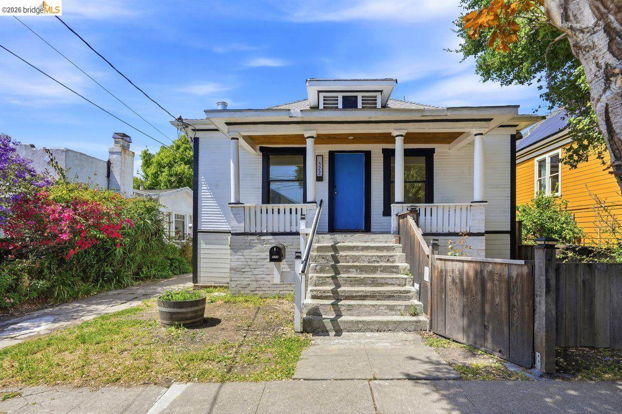 522 63rd - Photo 1