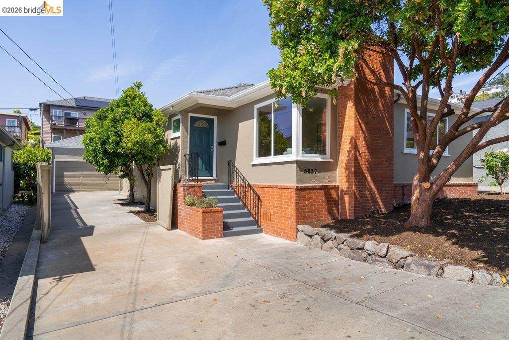 5637 Ludwig Avenue - Photo 1