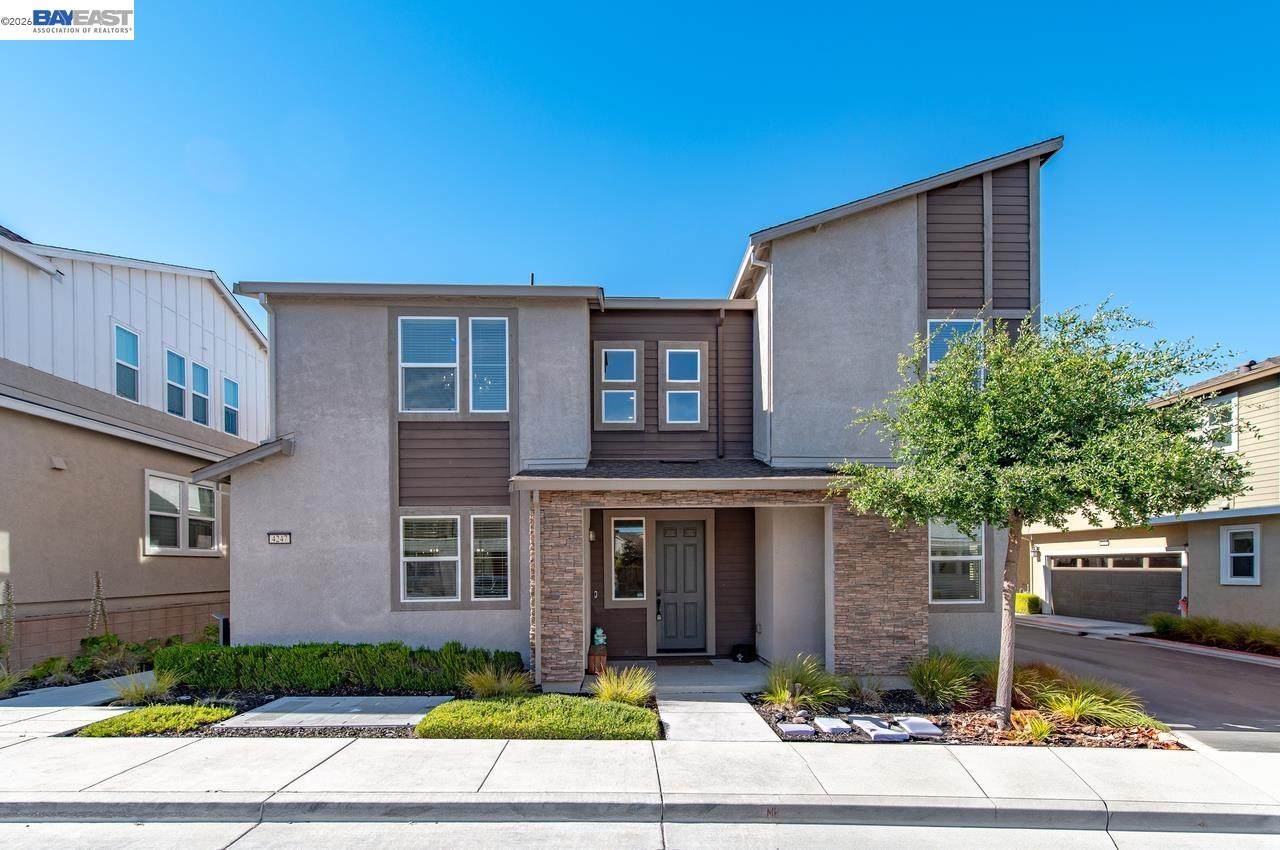 4247 Healdsburg Way - Photo 1