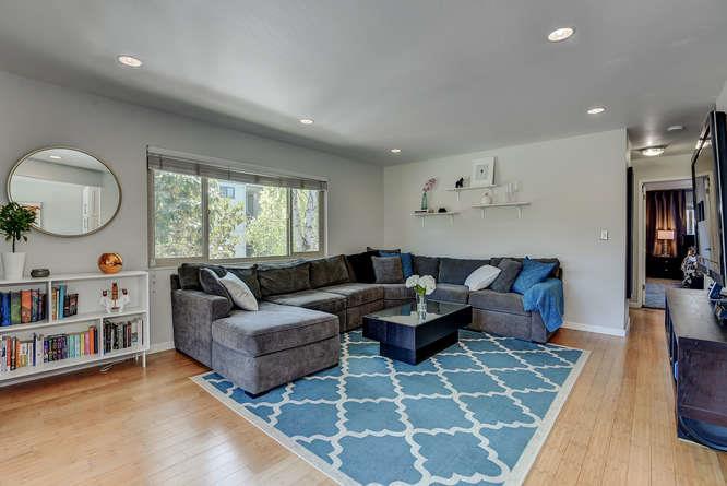 292 Waverley St - Photo 1