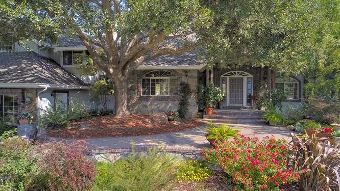 8380 Burchell Rd - Photo 1